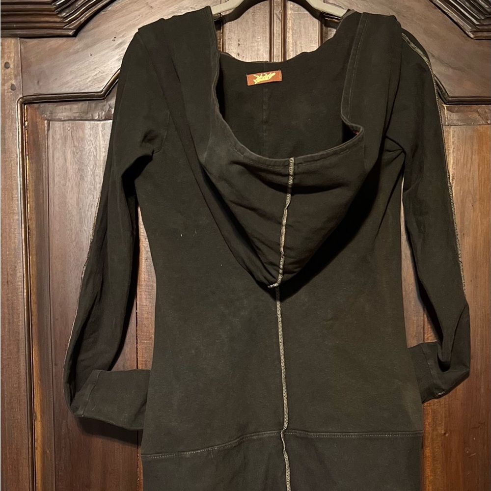 Crossfox Lightweight Bast Robe - Picture 2 of 3